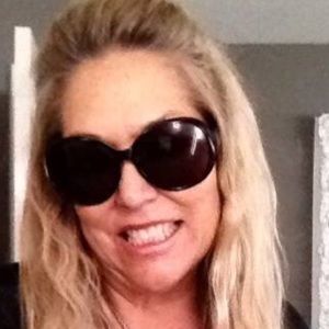 Meet your Posher, Joni